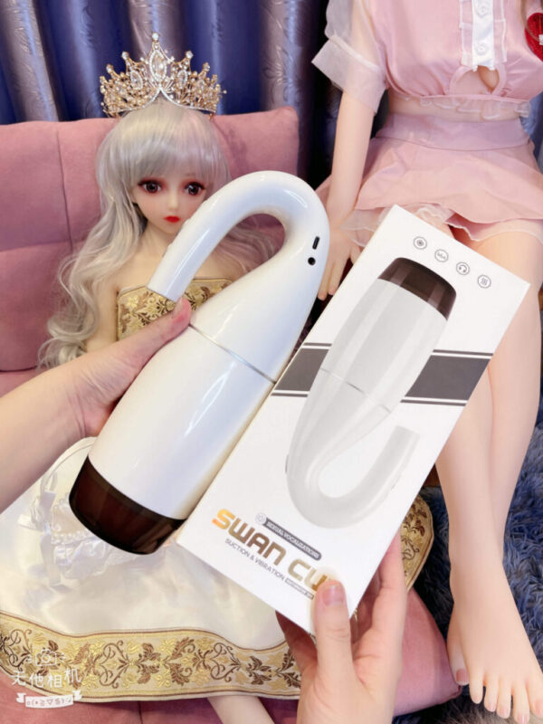 Âm đạo giả co bóp bú mút tỏa nhiệt Swan Cup
